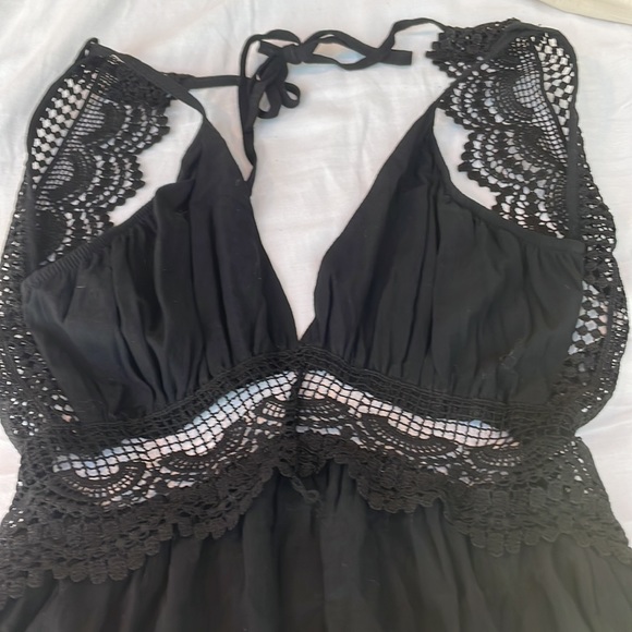 🆕💙Beautiful little Black Babydoll Dress with detail - Picture 2 of 4